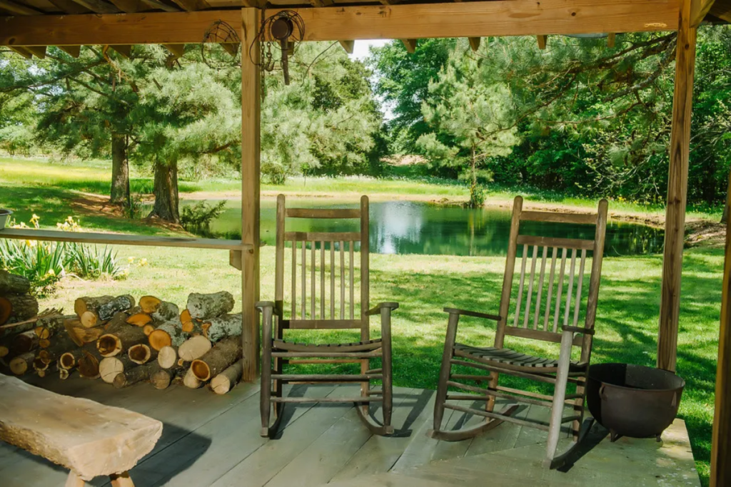 This Charming Tennessee Farm Stay Is Made For People Who Love Log Cabins And Slow Mornings