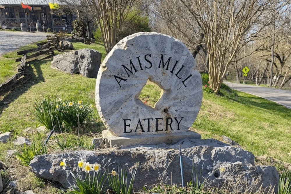 This Historic Tennessee Restaurant Serves Southern Comfort Food With A Waterfall View