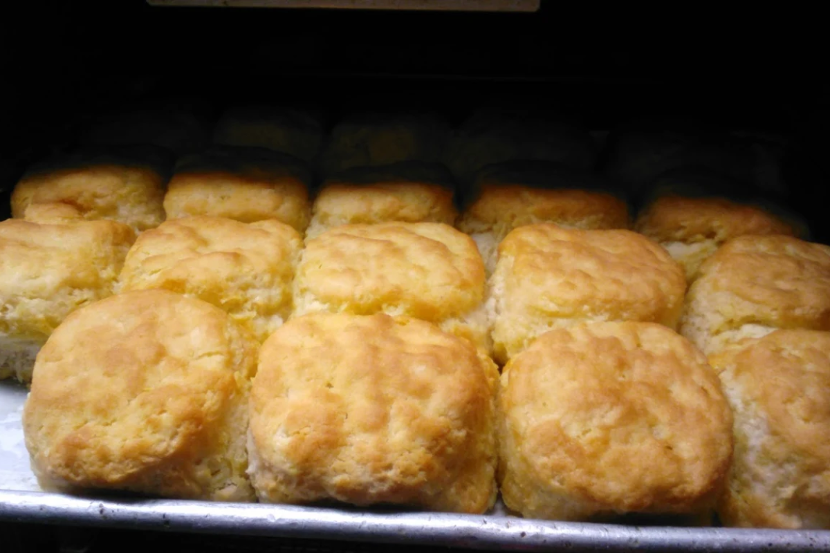 This Tennessee Kitchen Serves Buttermilk Biscuits That Melt in Your Mouth