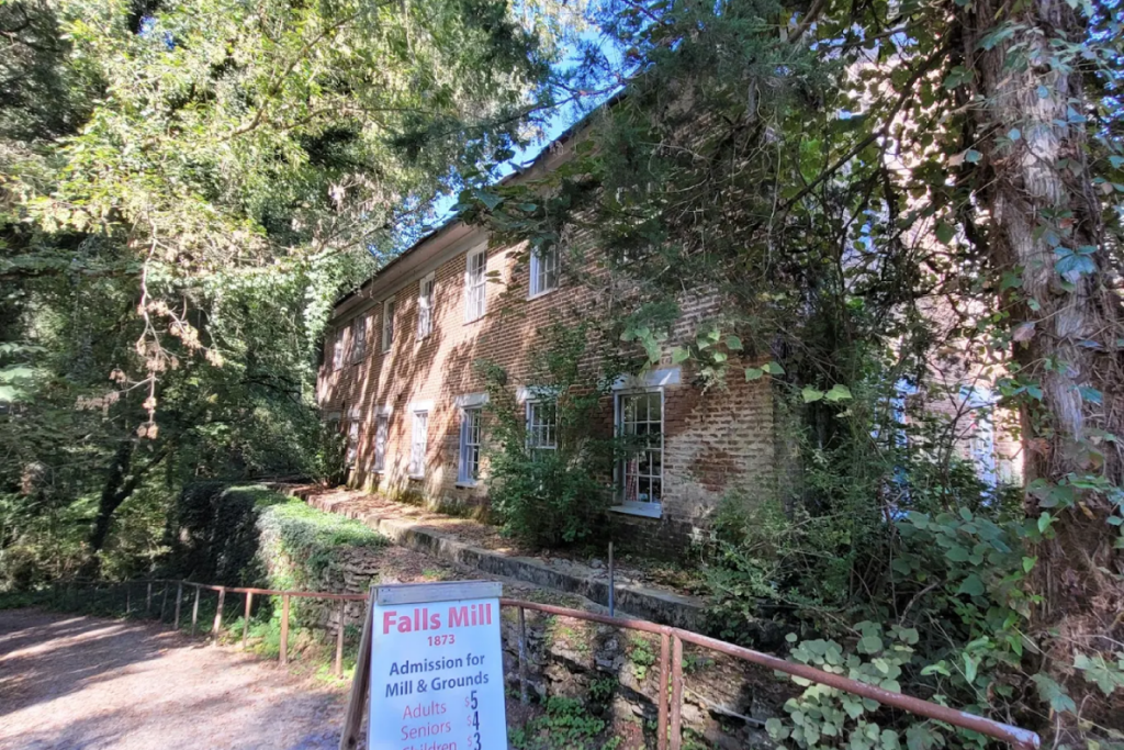 This Tennessee Mill Has Been Running On Waterfall Power Since The 1870s
