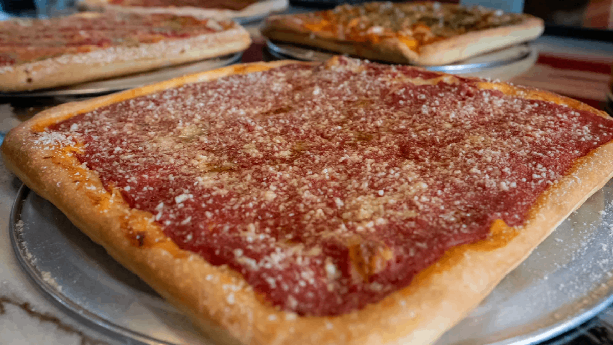 This Tennessee Pizza Spot Is the Kind of Hidden Gem Locals Don't Want You to Find