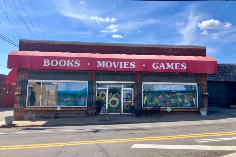 This Tennessee Used Bookstore Is the Literary Treasure Hunt You Need This Year
