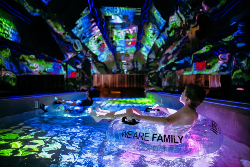 This Tennessee Waterpark Has A Lazy River That Feels Almost Otherworldly