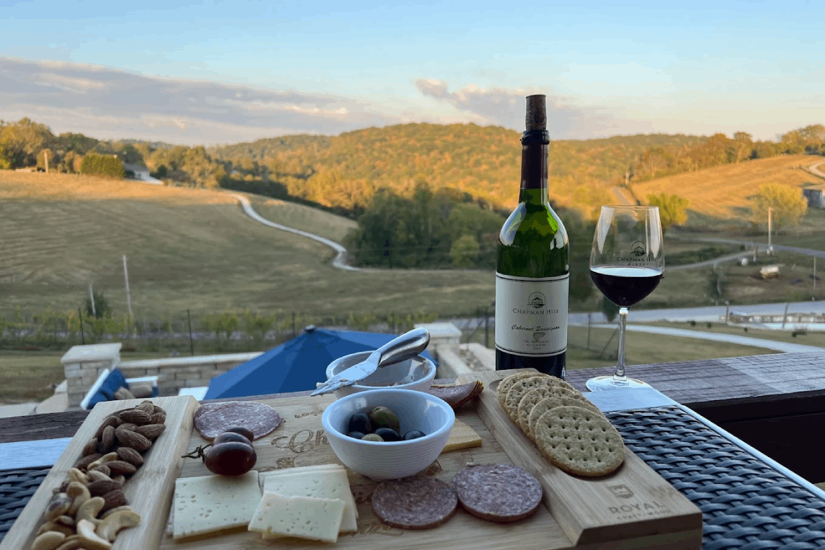 This Tennessee Winery Near Norris Lake Serves Wine With Sweeping Mountain Views