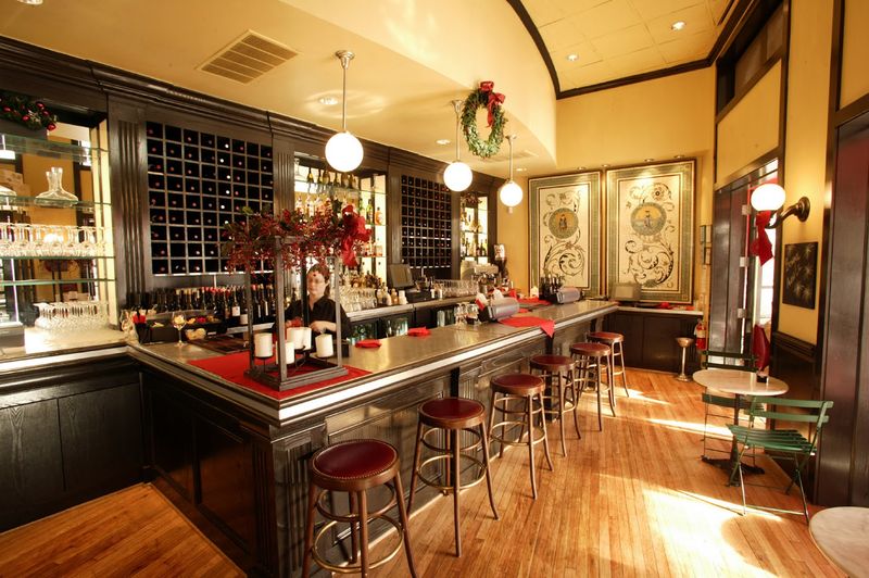 Toulouse Café And Bar (Dallas) Toulouse Café And Bar (Dallas)
