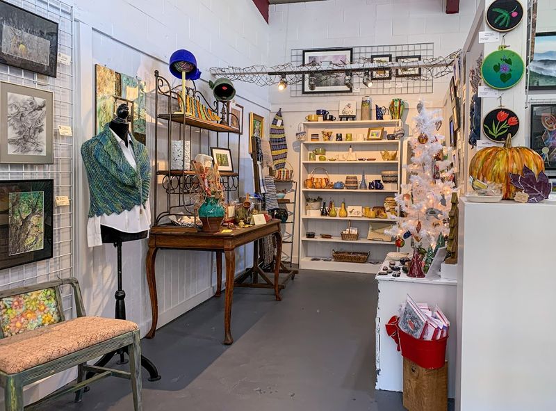 Townsend Artisan Gallery — Townsend Townsend Artisan Gallery — Townsend