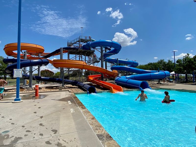 Two Big Water Slides With No Endless Lines