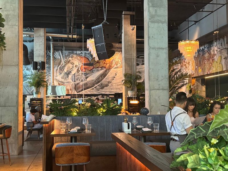 V Modern Italian — Nashville V Modern Italian — Nashville