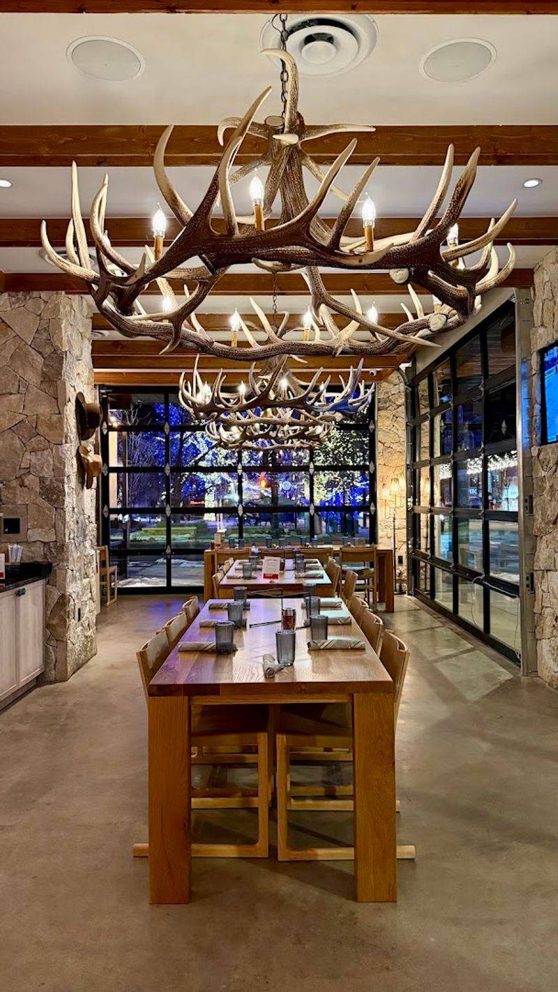 Homegrown Tap & Dough (Castle Rock)