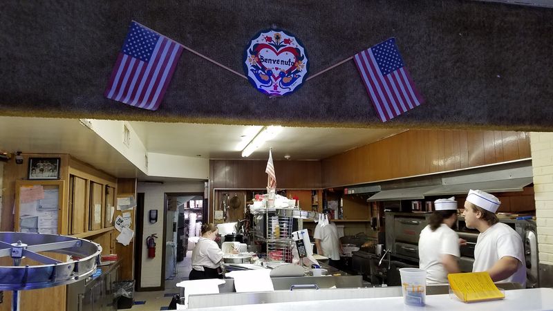 Vito & Nick’s Pizzeria, Chicago