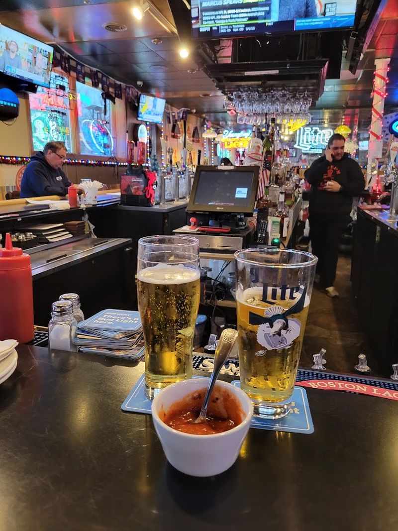 Weekend brunch turns this spot into an easy afternoon escape Weekend brunch turns this spot into an easy afternoon escape