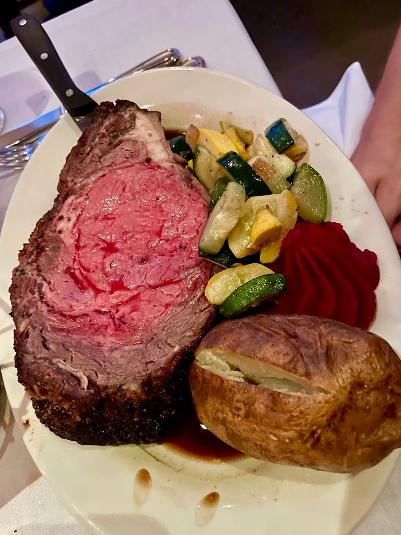 What Comes With The 16-Oz Prime Rib Dinner What Comes With The 16-Oz Prime Rib Dinner
