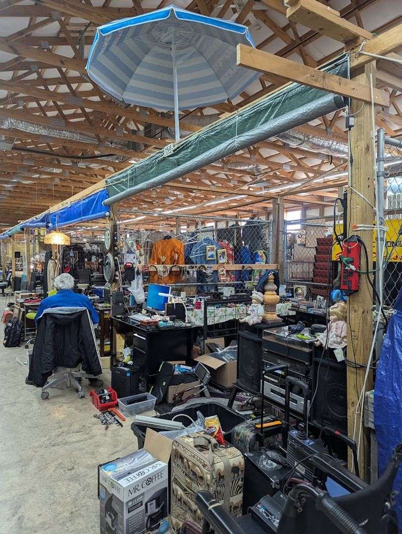 What Makes 111 Flea Market Worth the Trip What Makes 111 Flea Market Worth the Trip