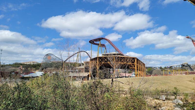 What Makes a Coaster Family-Friendly