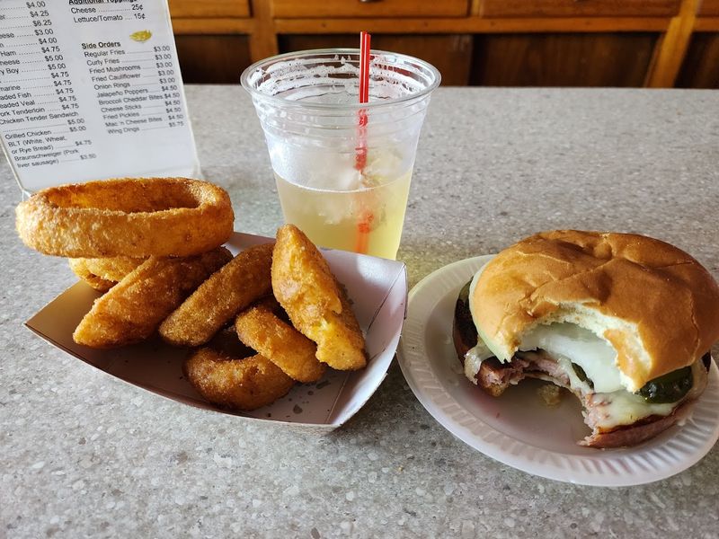 What Regulars and First-Timers Keep Saying