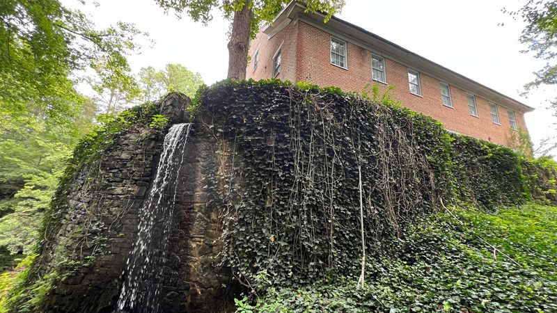 What To Know Before Visiting Falls Mill