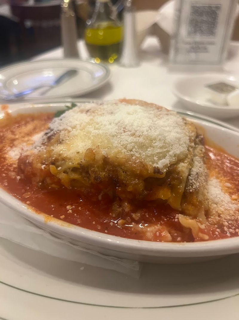 What makes this lasagna stand out from the usual red sauce plate What makes this lasagna stand out from the usual red sauce plate