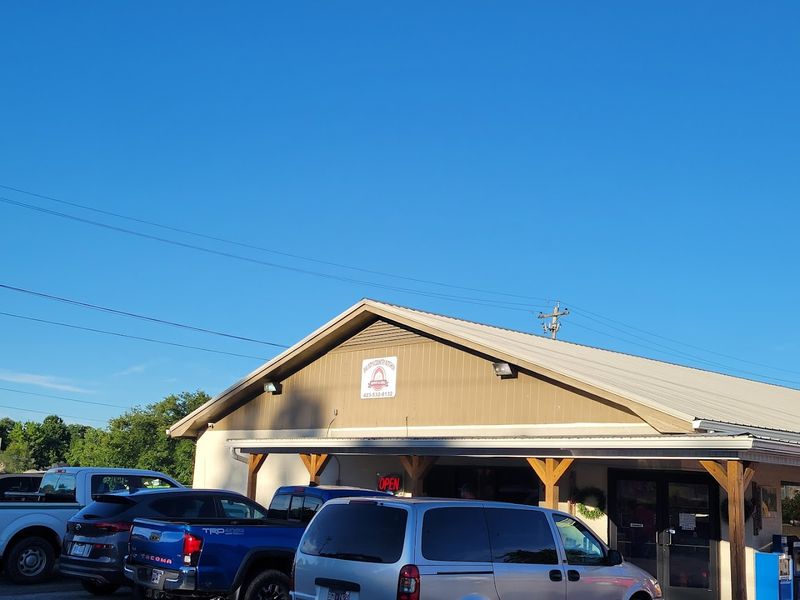 Why Big Boy's Country Kitchen Belongs on Your Tennessee Food Trip Why Big Boy's Country Kitchen Belongs on Your Tennessee Food Trip