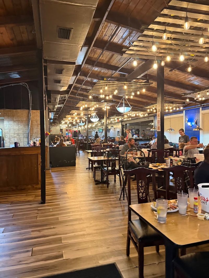 Why Captain Jim's Is a Must-Stop After a Day in Pigeon Forge