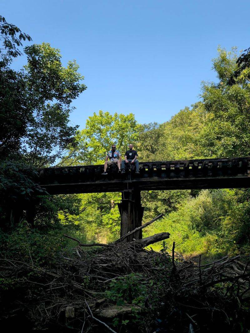 Why Locals and Ghost Hunters Still Talk About This Bridge