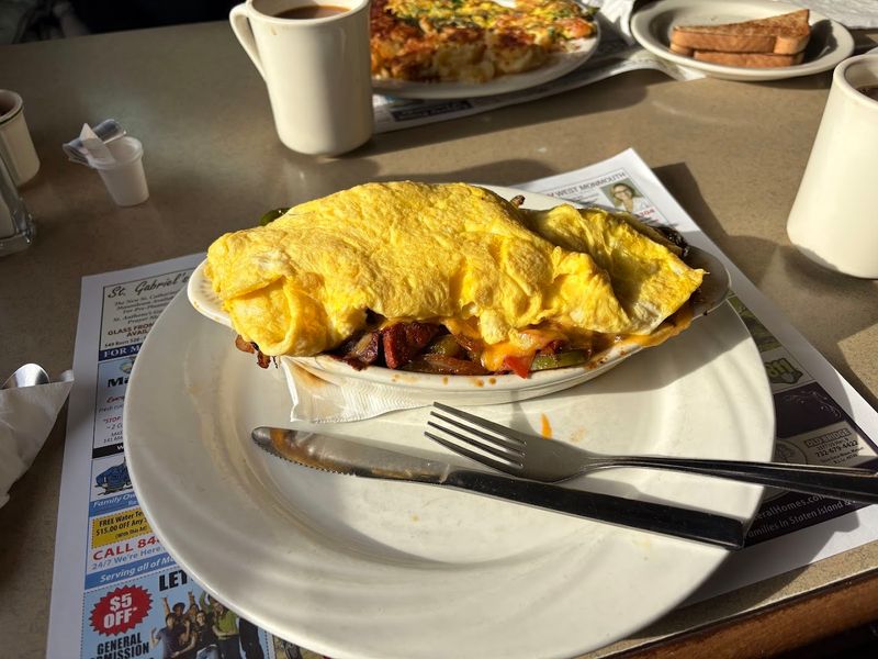 Why Park Place Diner Still Stands Out in a State Full of Diners Why Park Place Diner Still Stands Out in a State Full of Diners
