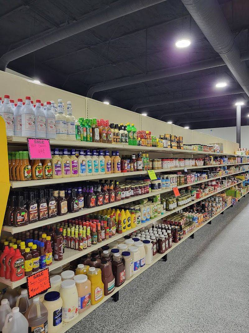 Why Salvage Grocery Stores Are So Popular With Budget-Conscious Families Why Salvage Grocery Stores Are So Popular With Budget-Conscious Families