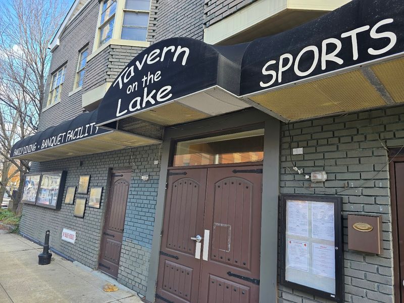 Why Tavern on the Lake feels like a little getaway in Hightstown Why Tavern on the Lake feels like a little getaway in Hightstown