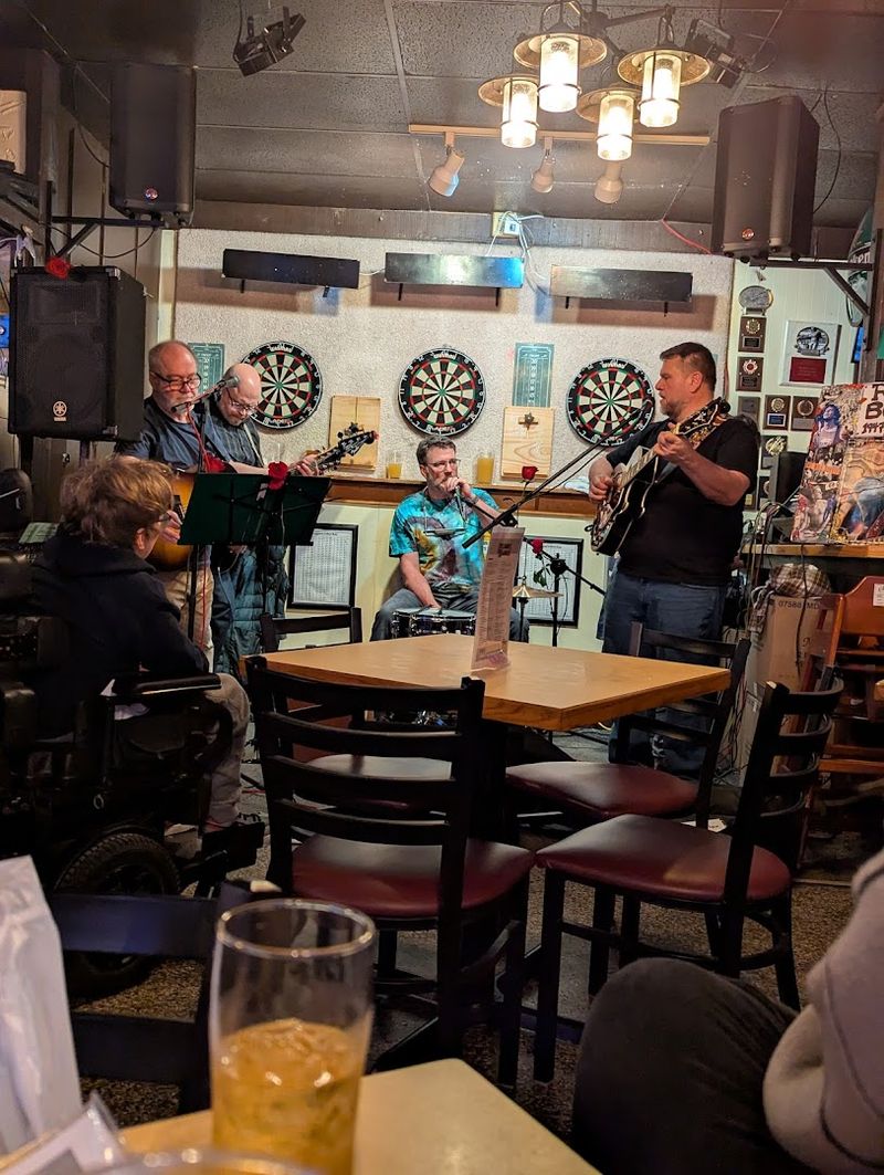 Why This Bar Still Earns Its Place in East Lansing Why This Bar Still Earns Its Place in East Lansing