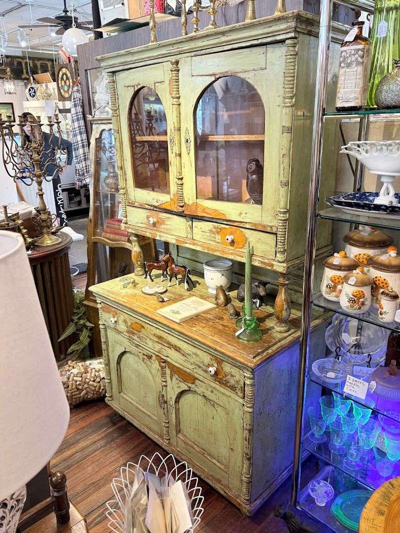 Why This Lambertville Landmark Belongs On Every Curious Shopper’s Jersey List Why This Lambertville Landmark Belongs On Every Curious Shopper’s Jersey List