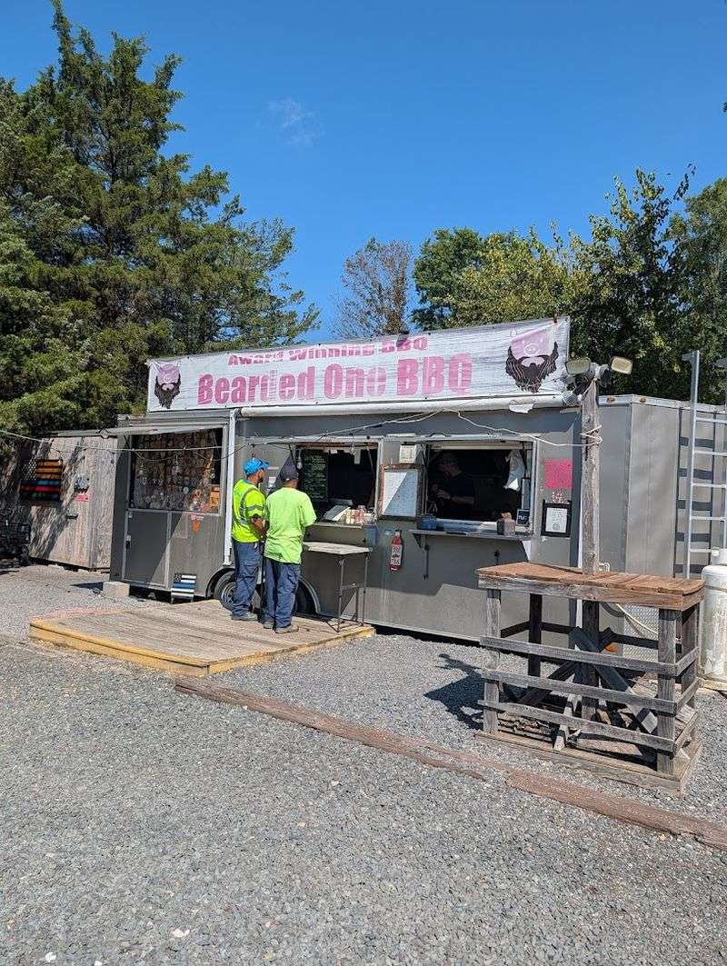Why This Monroe Township BBQ Spot Is Worth Planning Lunch Around