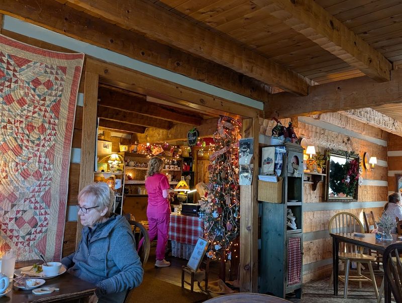 Why This Tennessee Spot Feels Like a Visit to Grandma's House Why This Tennessee Spot Feels Like a Visit to Grandma's House