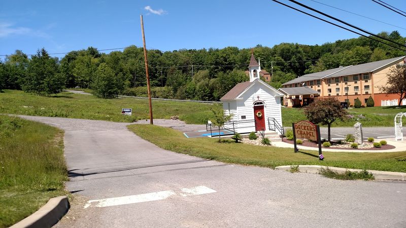 Why This Tiny Chapel Stays With You Why This Tiny Chapel Stays With You