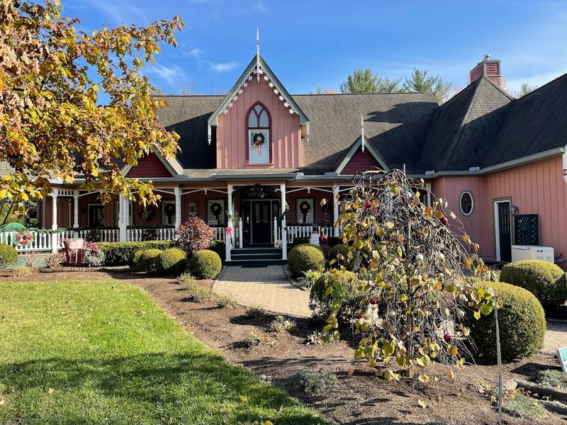 Why Waynesville Belongs On Your Antique Trail