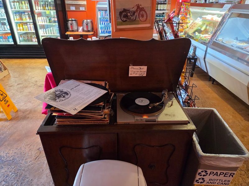 Why the Vinyl Records Make This Little Deli Feel Even More Like Home Why the Vinyl Records Make This Little Deli Feel Even More Like Home