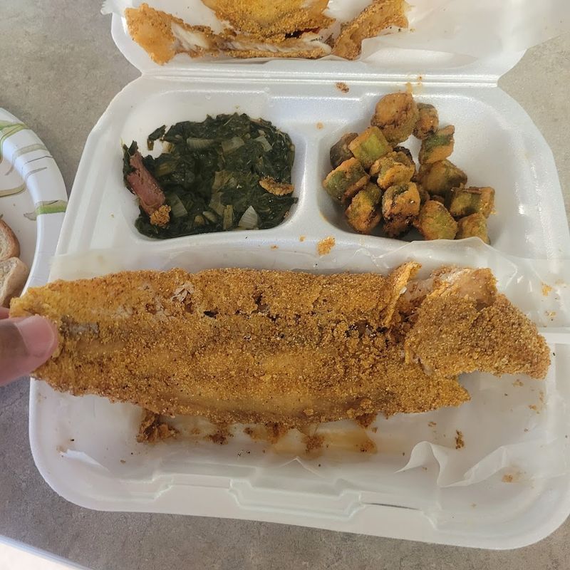 Uncle Larry's — Chattanooga