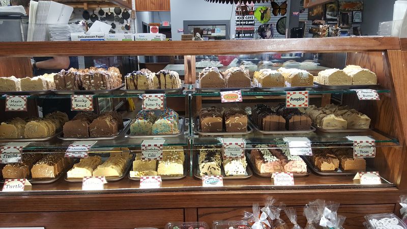 Gourmet Fudge, Ice Cream, and Treats Gourmet Fudge, Ice Cream, and Treats