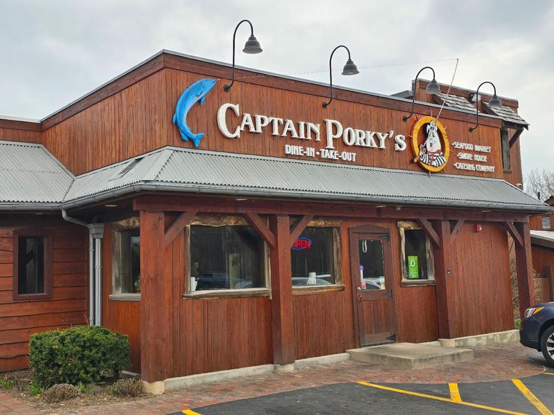 The Roadside Stop That Refuses to Blend In The Roadside Stop That Refuses to Blend In