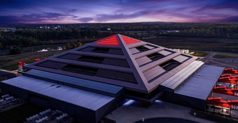 A Futuristic Pyramid In Grand Rapids Is One Of Michigan’s Weirdest Sights