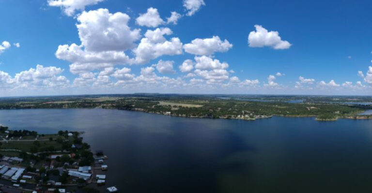 A Texas Lake So Inviting, One Weekend Visit Turns Into a Summer Tradition