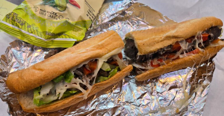 According to Locals, These 8 Texas Hole-in-the-Wall Restaurants Beat Fancy Dining
