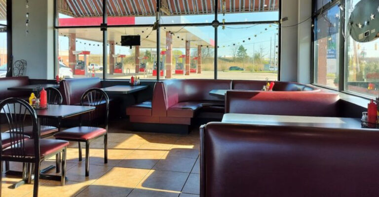 An Unassuming Michigan Destination Is Serving Burgers People Can’t Stop Talking About