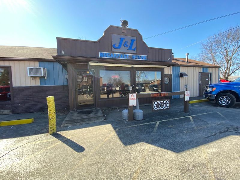 J & L Breakfast House (Marion) J & L Breakfast House (Marion)