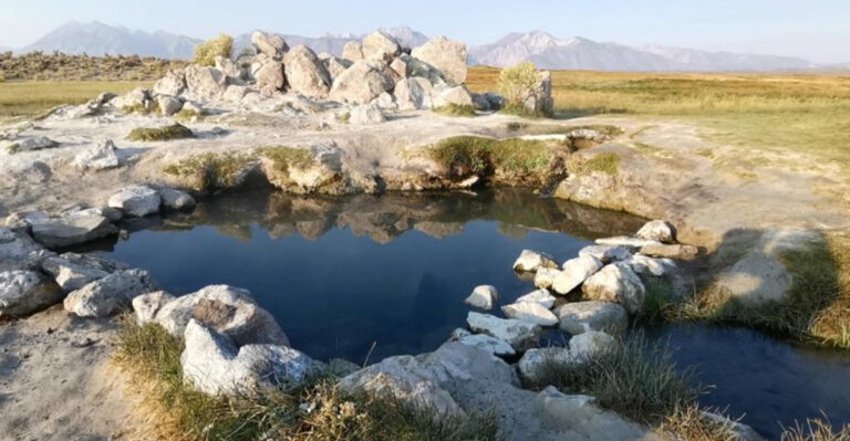 California’s Hot Springs Are Booming—These 11 Soaking Spots Are Worth the Trip