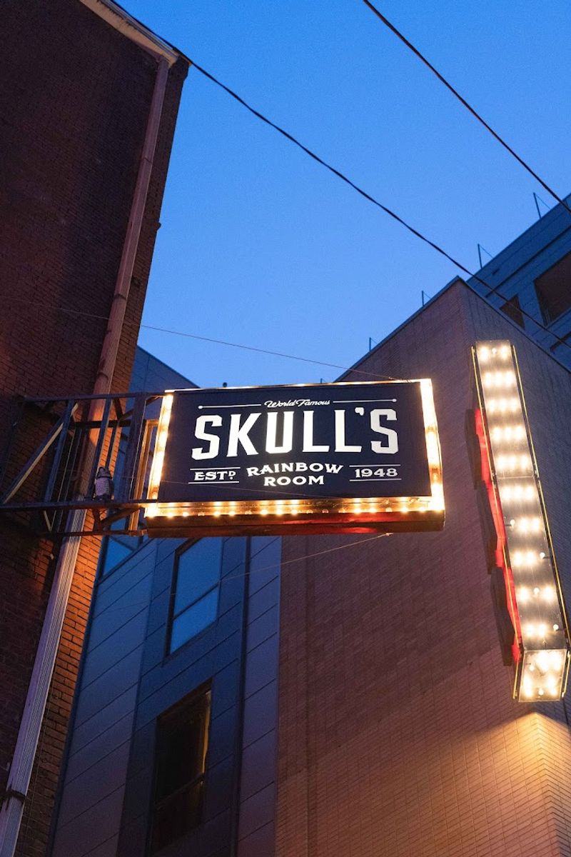 Skull's Rainbow Room