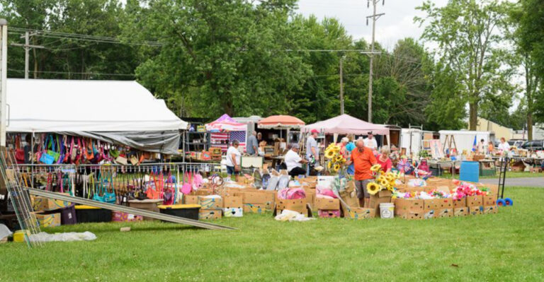 Discover Hidden Treasures At These 12 Ohio Flea Markets