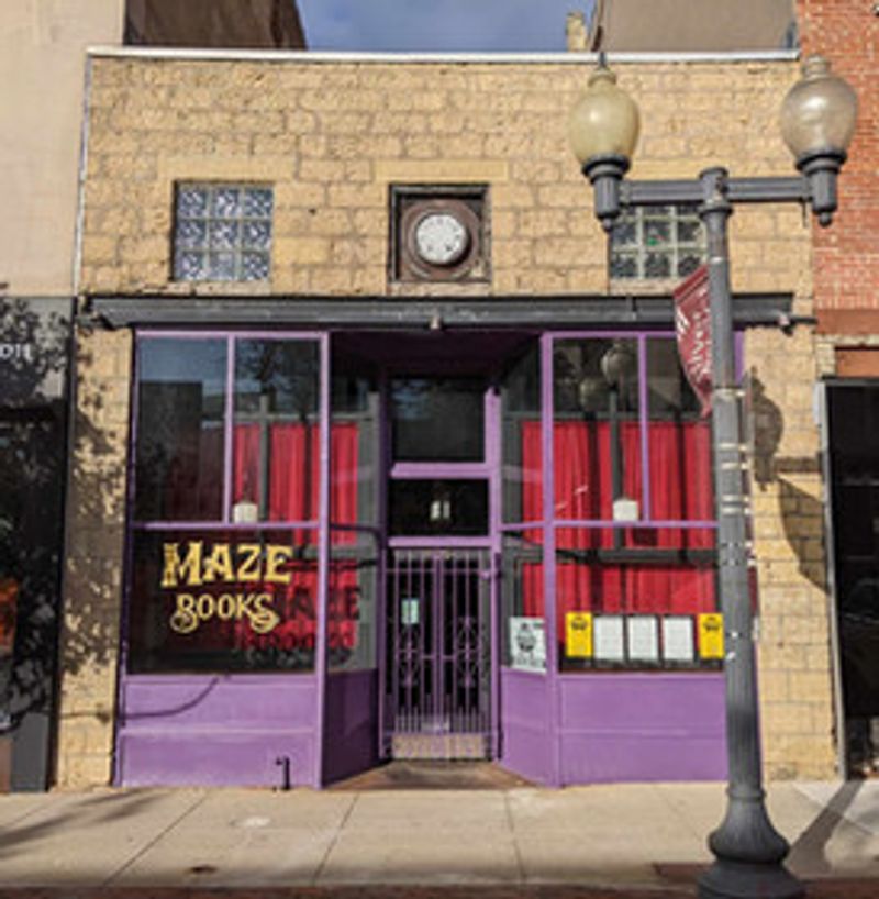 Maze Books (Rockford)