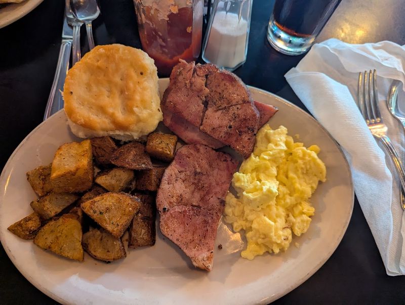 Eggs Benedict Done Right Eggs Benedict Done Right