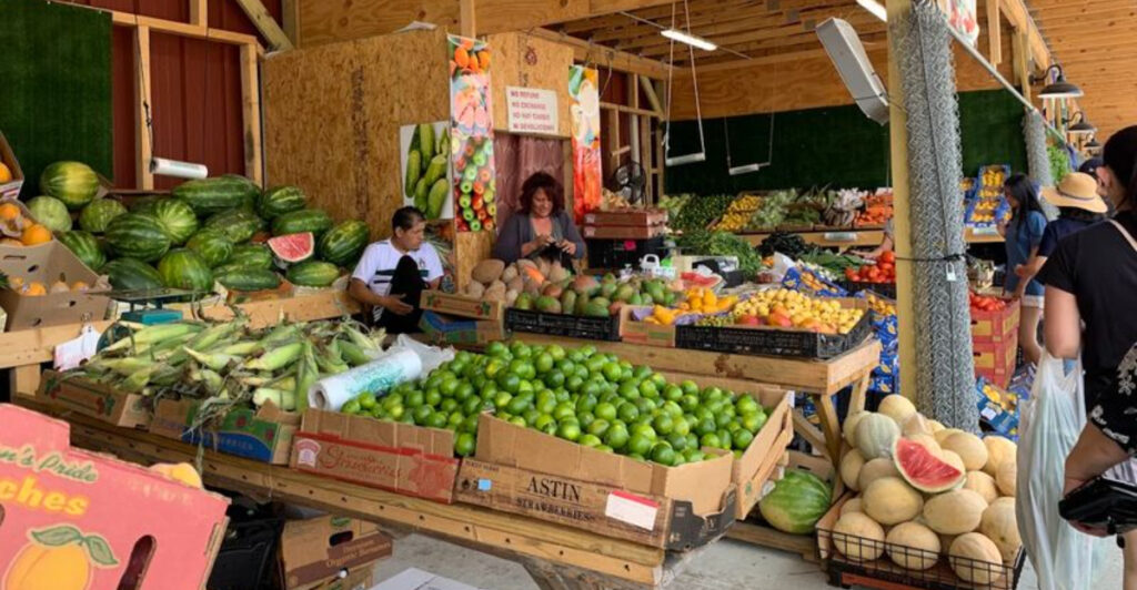 Fill a Cart Without Emptying Your Wallet at These 9 Massive Georgia Flea Markets