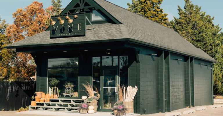 High School Sweethearts Built One Of New Jersey’s Coziest Plant And Coffee Shops