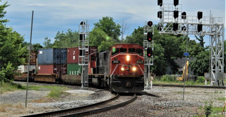 July Sunshine Makes These 11 Michigan Train Rides Feel Like A Moving Postcard